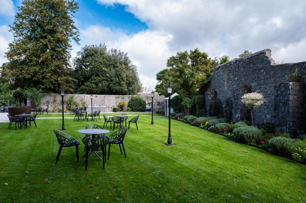 Hotel Kilkenny Eksteriør bilde