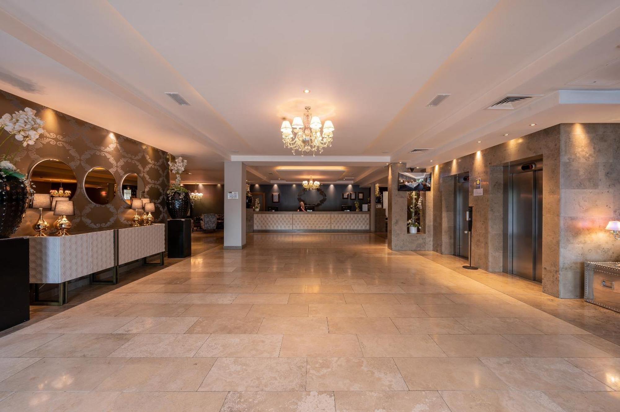 Hotel Kilkenny Eksteriør bilde